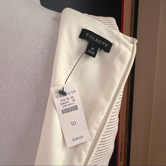 Talbots: NWT Red, Cream and Black Textured Horizontal Striped Dress Size 10 - Picture 12 of 13